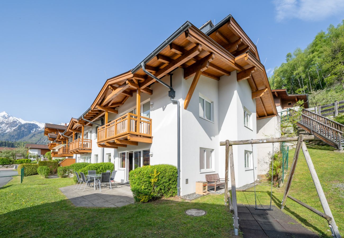 Ferienwohnung in Kaprun - Apartment Tauernblick Top 3 with garden in Kaprun