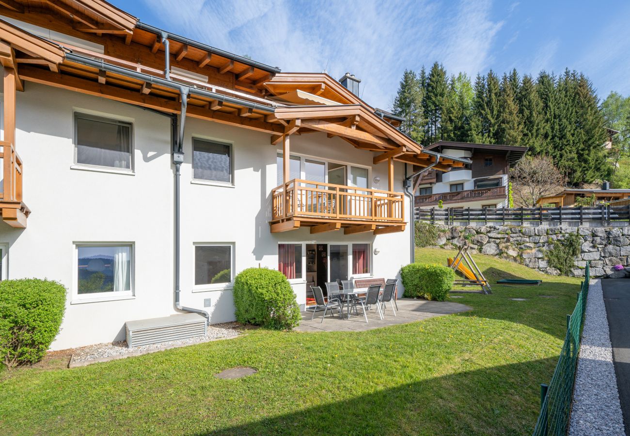 Apartment in Kaprun - Apartment Tauernblick Top 3 with garden in Kaprun